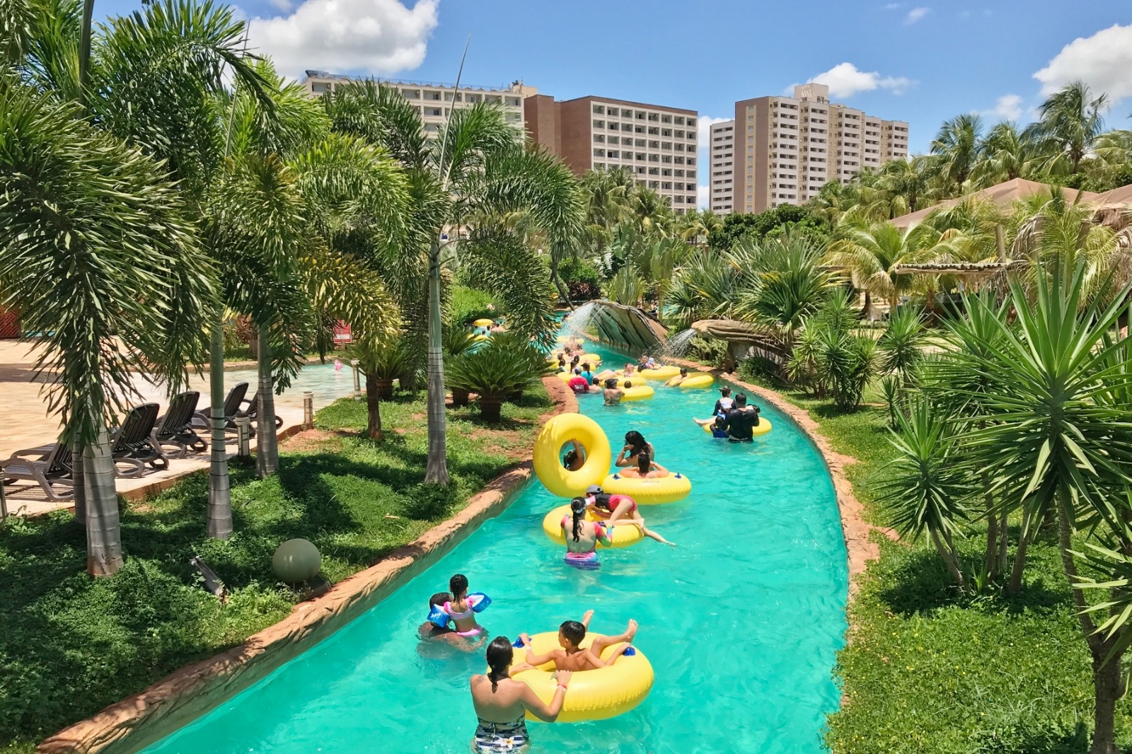 Hot Beach Resort - Fachada